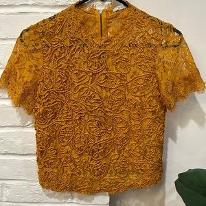 LIKE NEW Zara Lace top
